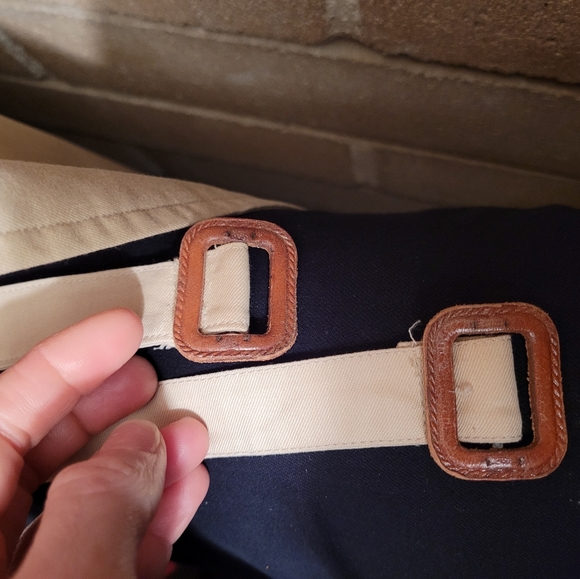 Burberry Kensington Trench Coat worn once - Picture 11 of 12